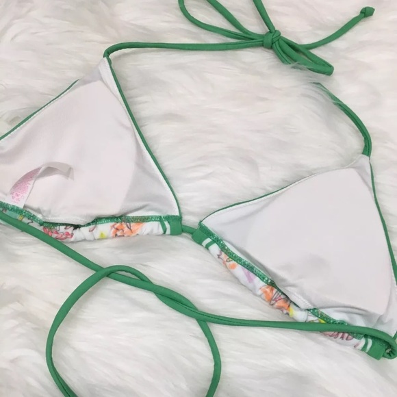 💋 Victoria's Secret Women Bikini Top L triangles - Picture 5 of 8